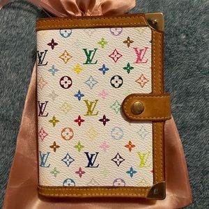 Authentic Louis Vuitton pm agenda